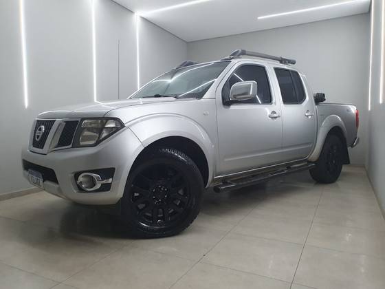 NISSAN FRONTIER 2.5 SL 4X4 CD TURBO ELETRONIC DIESEL 4P AUTOMÁTICO
